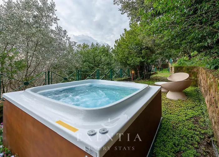 Exentia - Private Garden With Jacuzzi Near Spanish Steps, Via Margutta - Pousada