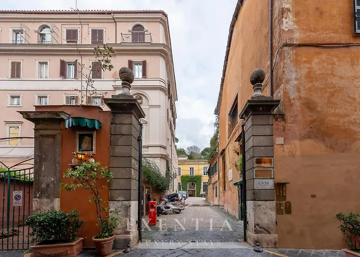 Exentia - Private Garden With Jacuzzi Near Spanish Steps, Via Margutta - Pousada *